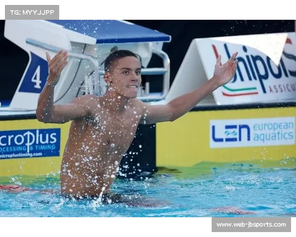 波波维奇46秒51泳衣装备解析碳纤维技术与流体力学护目镜助力突破