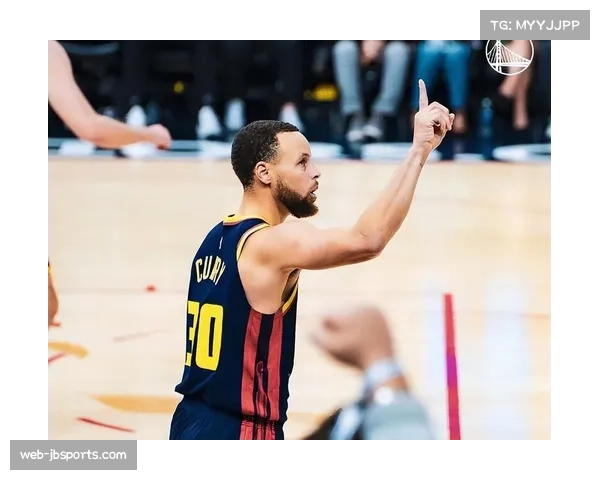 历史今日：2016年库里单赛季命中402记三分，创NBA历史纪录